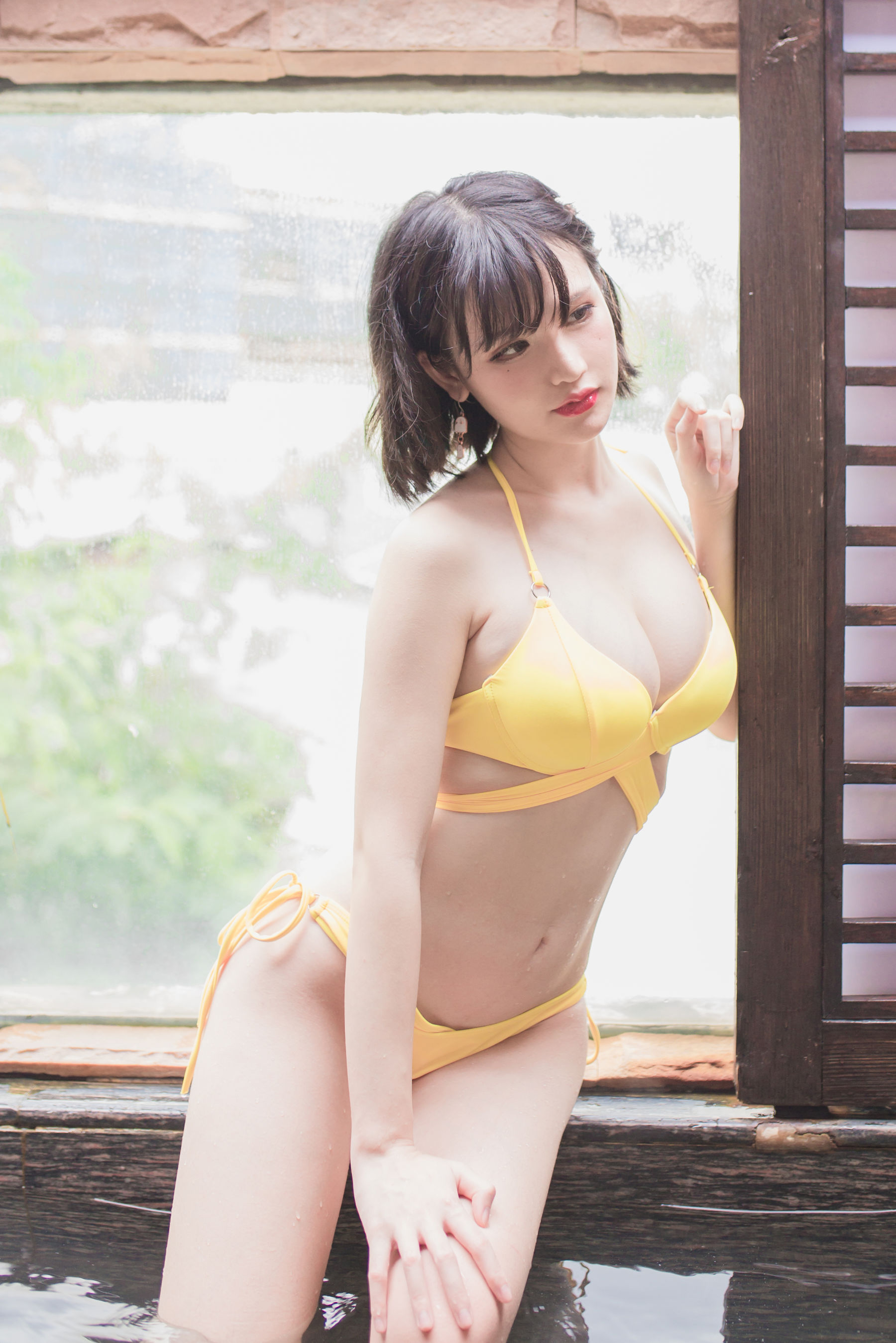 Yoko Takumi "Meiyu Monogatari (Swimsuit)" [Lori COS] Page 46 No.f975b0